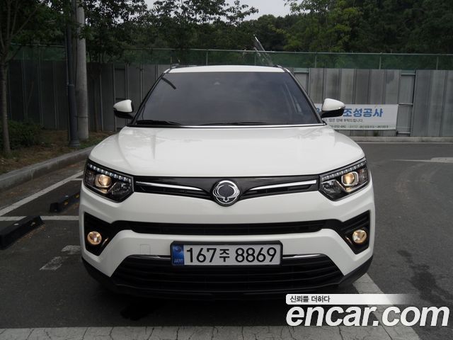 SsangYong Tivoli Diesel 1.6 2WD V3 - фото 1
