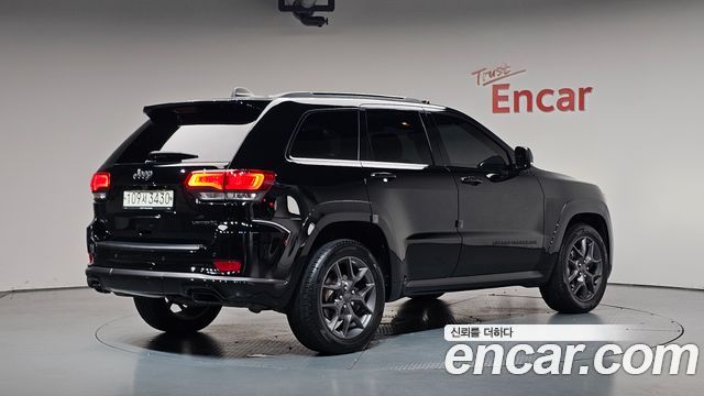 Jeep Cherokee 3.6 Limited-X WK2 - фото 0