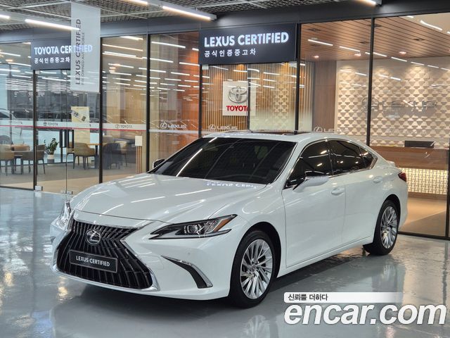 Lexus ES 7-го поколения Luxury Plus - фото 0
