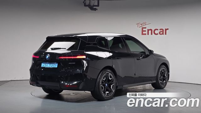 BMW iX xDrive50 Sports Plus - фото 0
