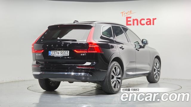 Volvo XC60 2-го поколения B5 Inscription - фото 0