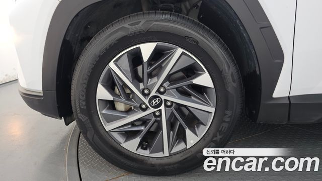 Hyundai Tucson NX4 Diesel 2.0 2WD Premium - фото 4