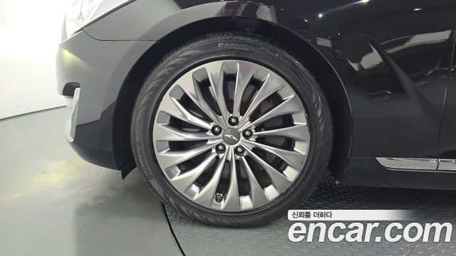 Genesis EQ900 3.3 T-GDI AWD Premiun Luxury - фото 3