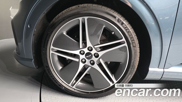 Genesis GV60 Performance AWD - фото 4
