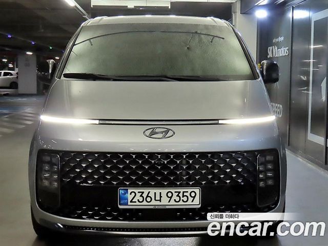 Hyundai Staria Lounge 9-Seater Inspiration - фото 1
