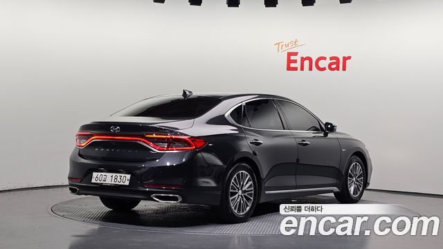 Hyundai Grandeur IG, гибрид Exclusive - фото 1
