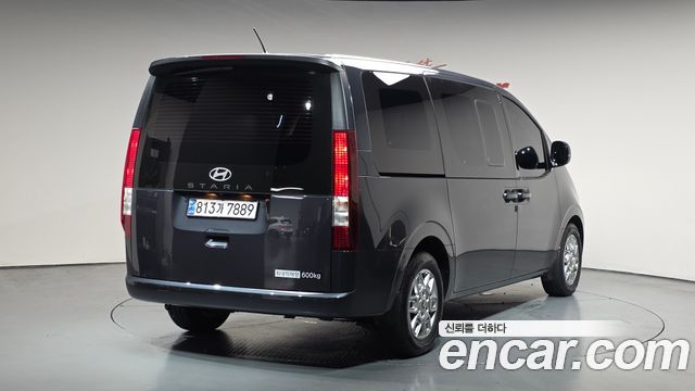Hyundai Staria Cargo 5-Seater Modern - фото 1
