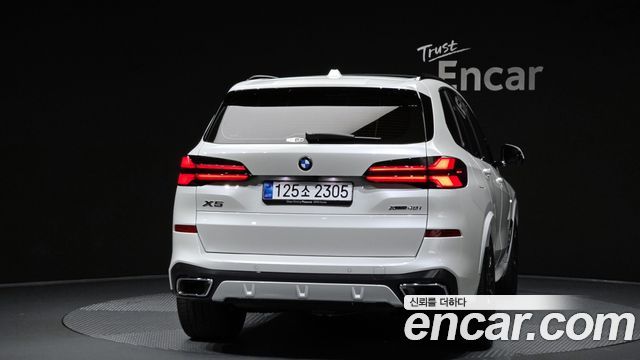 BMW X5 G05 xDrive 40i M Sport - фото 3