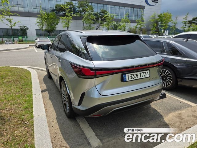 Lexus RX 5-го поколения Luxury - фото 1