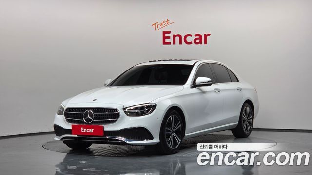 Mercedes-Benz E-Class W213 E250 Avantgarde - фото 0