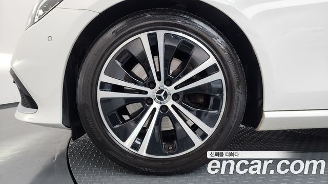 Mercedes-Benz E-Class W213 E250 Avantgarde - фото 4