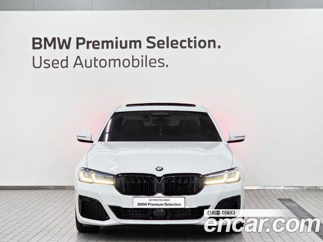 BMW 5-Series G30 530i M Sport Package - фото 2
