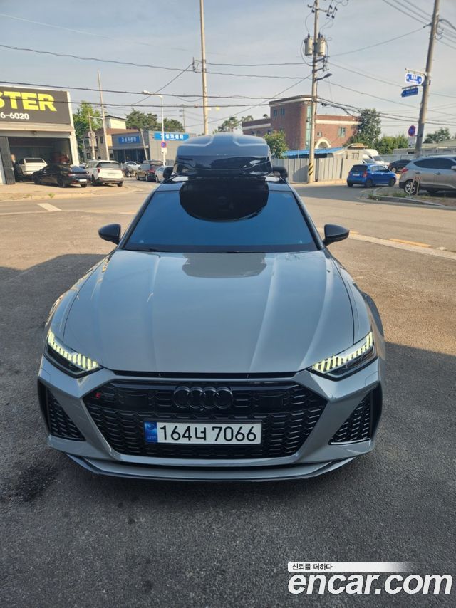 Audi RS6 C8 4.0 TFSI Quattro Avant - фото 0
