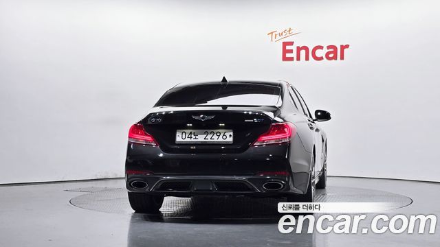 Genesis G70 2.0T AWD Sport Package - фото 2