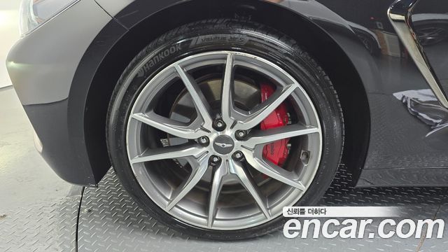 Genesis G70 2.0T AWD Sport Package - фото 3