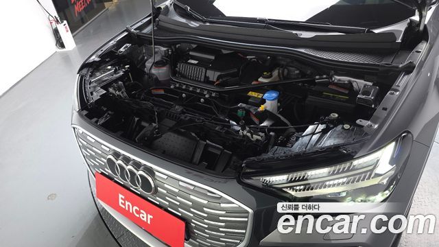 Audi Q4 e-tron F4 45 Premium - фото 4