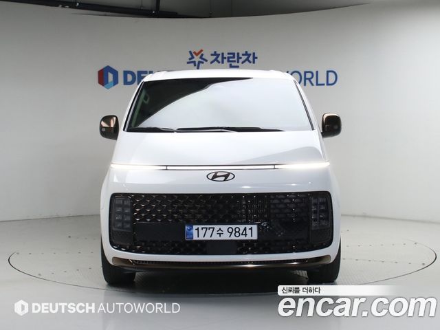 Hyundai Staria HEV 1.6 Lounge 9-Seater Prestige - фото 2