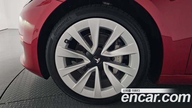 Tesla Model 3 Long Range AWD - фото 3
