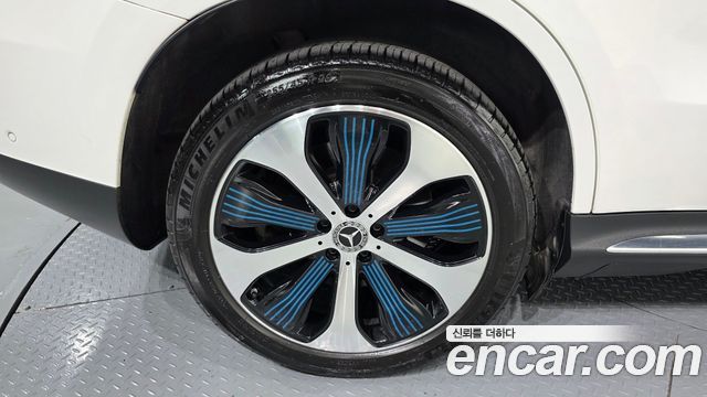 Mercedes-Benz EQC N293 EQC400 4MATIC - фото 4
