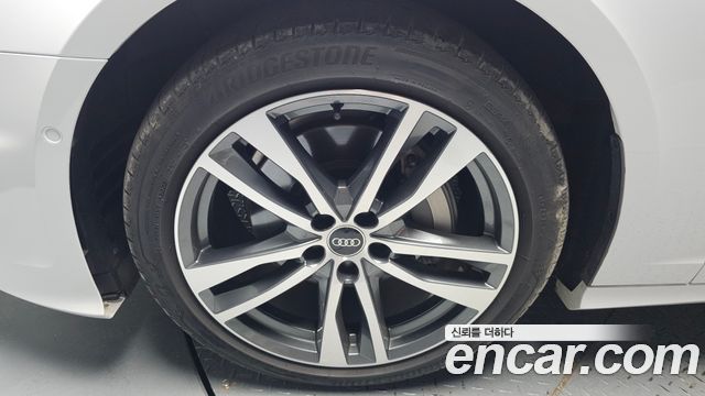 Audi A6 C8 45 TFSI Quattro Premium - фото 3