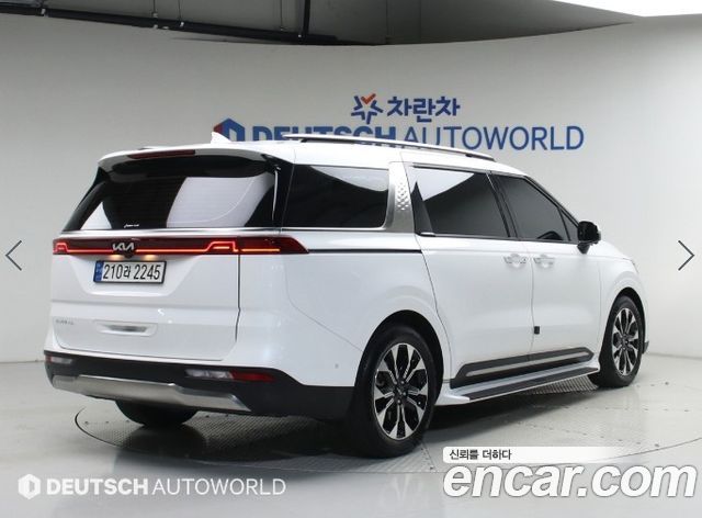 Kia Carnival 4-го поколения 9-Seater Signature - фото 1