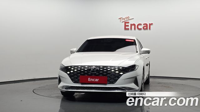 Hyundai Grandeur Новый IG, гибрид Calligraphy - фото 1
