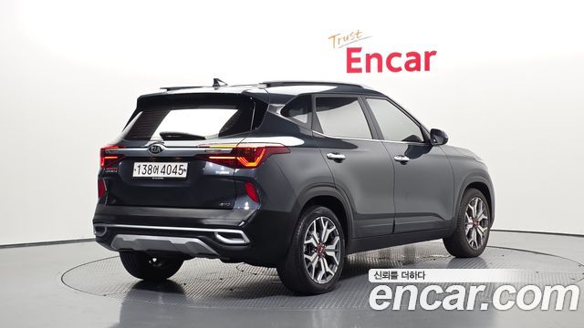 Kia Seltos Diesel 1.6 4WD Noblesse - фото 1