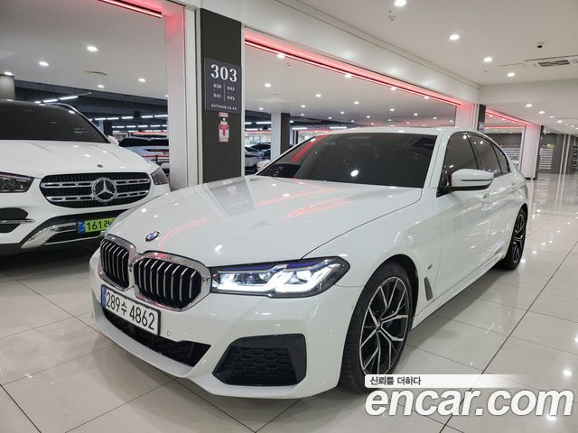 BMW 5-Series G30 530i M Sport Package - фото 0