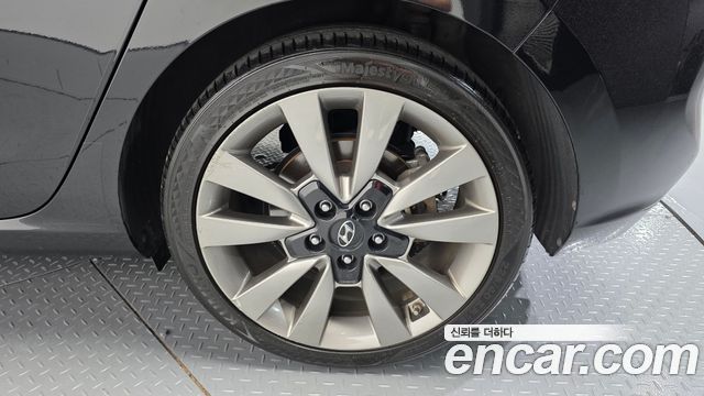 Hyundai i30 PD 1.6 Turbo Sport Premium - фото 4