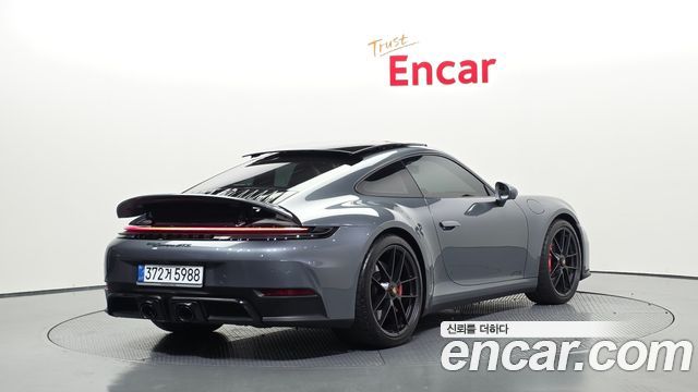 Porsche 911 Carrera GTS - фото 1