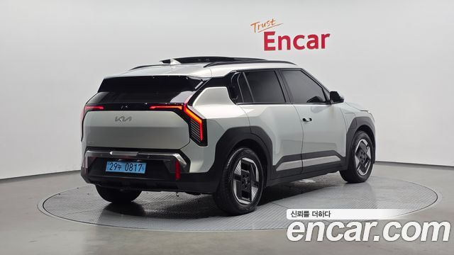 Kia EV3 Long Range 2WD Earth - фото 1