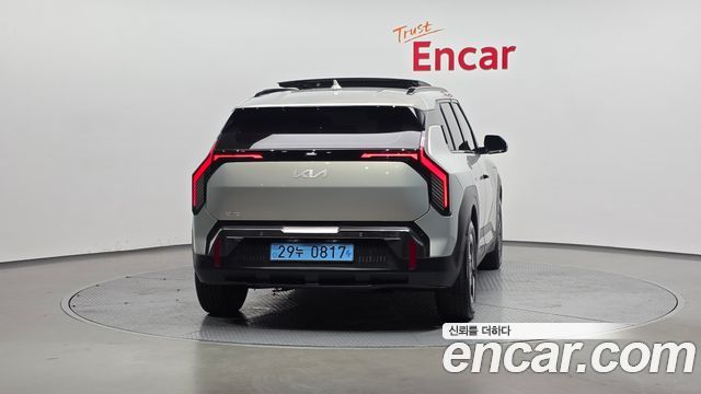 Kia EV3 Long Range 2WD Earth - фото 3
