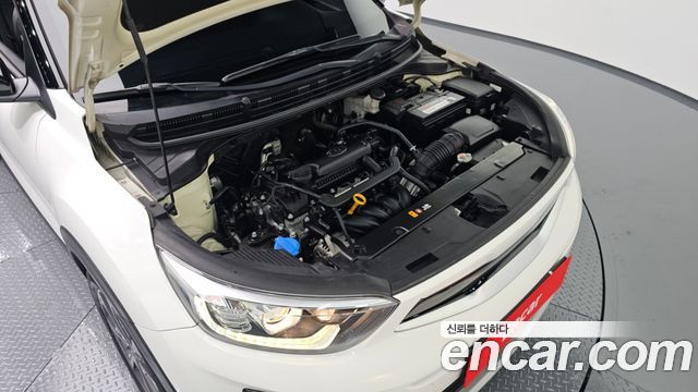 Kia Stonic 1.4 Prestige - фото 4