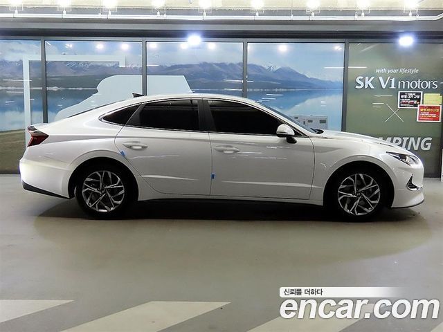 Hyundai Sonata DN8 2.0 Premium Family - фото 2