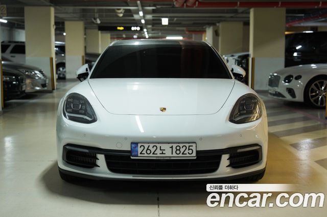 Porsche Panamera 2.9 AWD E-Hybrid - фото 0