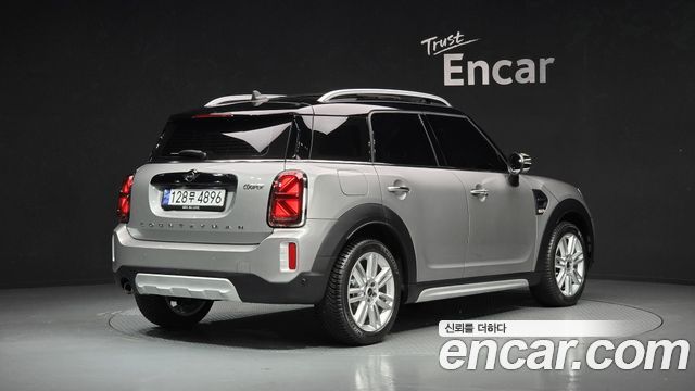 Mini Countryman Classic Plus Launch Pack 2nd Gen - фото 1