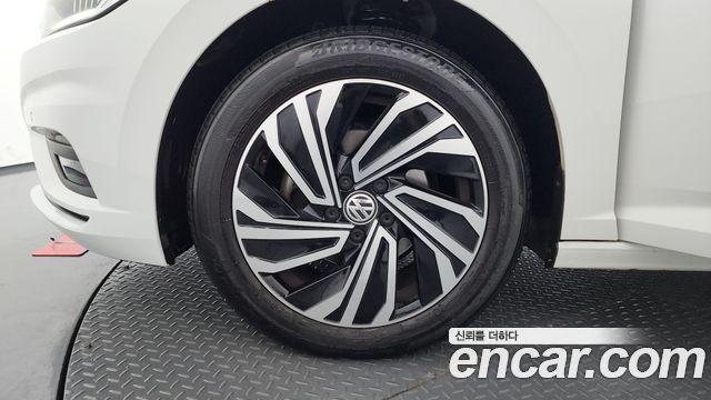 Volkswagen Jetta 7-го поколения 1.4 TSI Prestige - фото 4