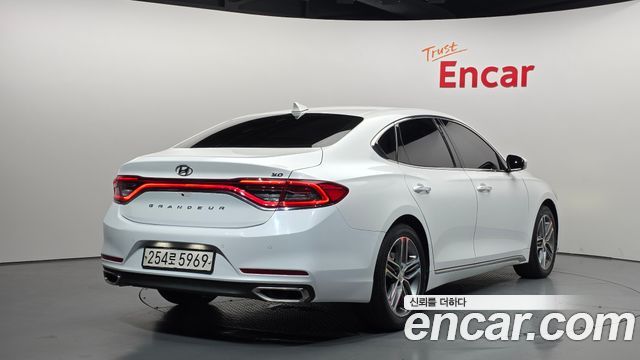 Hyundai Grandeur IG 3.0 LPi Modern (Rental Car) - фото 1