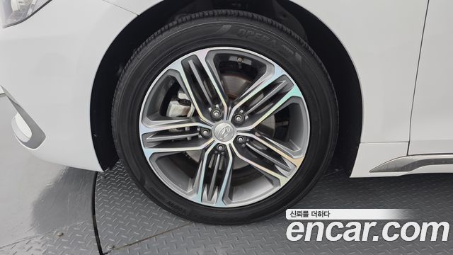 Hyundai Grandeur IG 3.0 LPi Modern (Rental Car) - фото 4