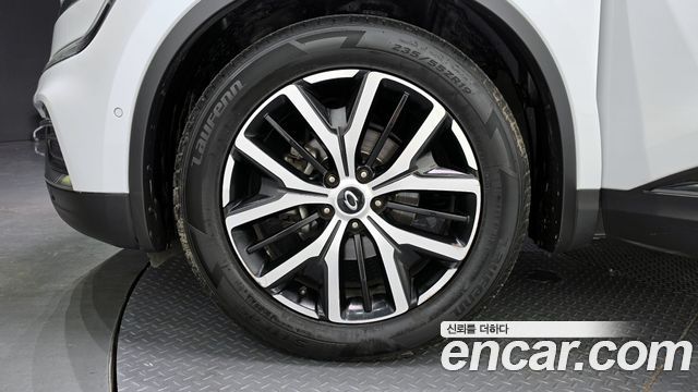 Renault Samsung QM6 Новый 2.0 GDe RE Signature 2WD - фото 4