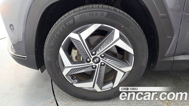 Hyundai Tucson NX4 Gasoline 1.6 Turbo 2WD Inspiration - фото 4
