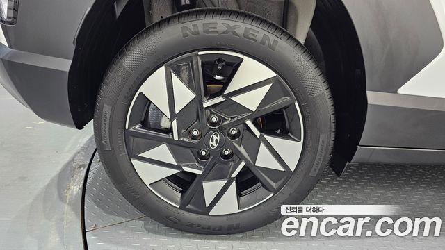 Hyundai Kona SX2 Gasoline 1.6 Turbo 2WD Premium - фото 4