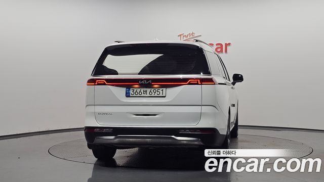 Kia Carnival 4-го поколения 9-Seater Signature - фото 3