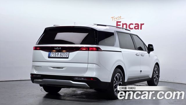 Kia Carnival 4-го поколения 11-Seater Prestige - фото 1