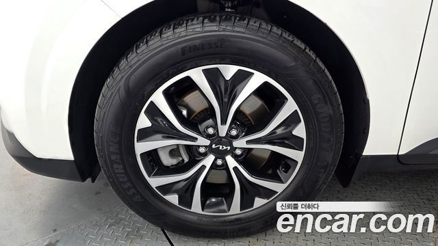 Kia Carnival 4-го поколения 11-Seater Prestige - фото 4