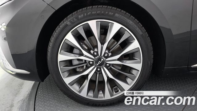 Kia K8 2.5 Gasoline 2WD Signature - фото 4