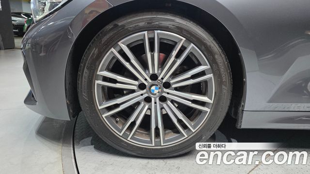BMW 3-Series G20 320i M Sport - фото 4