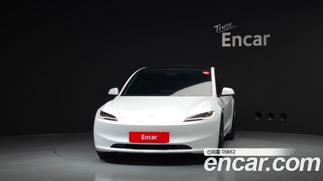 Tesla Model 3 RWD - фото 2