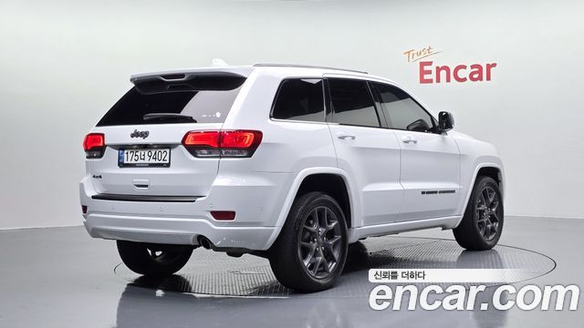 Jeep Cherokee 3.6 80th Edition WK2 - фото 1