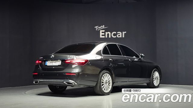 Mercedes-Benz E-Class W213 E220d 4MATIC Exclusive - фото 1